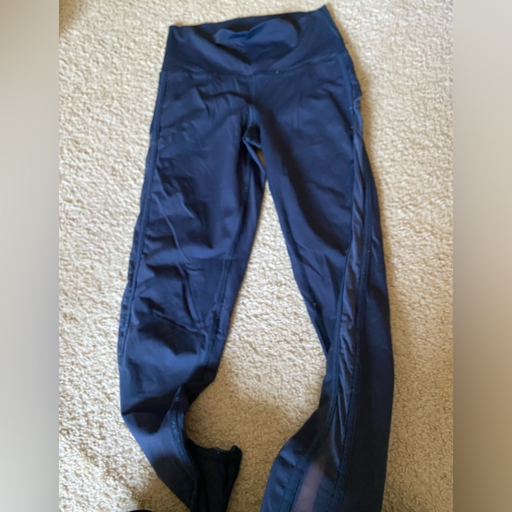 Blue leggings